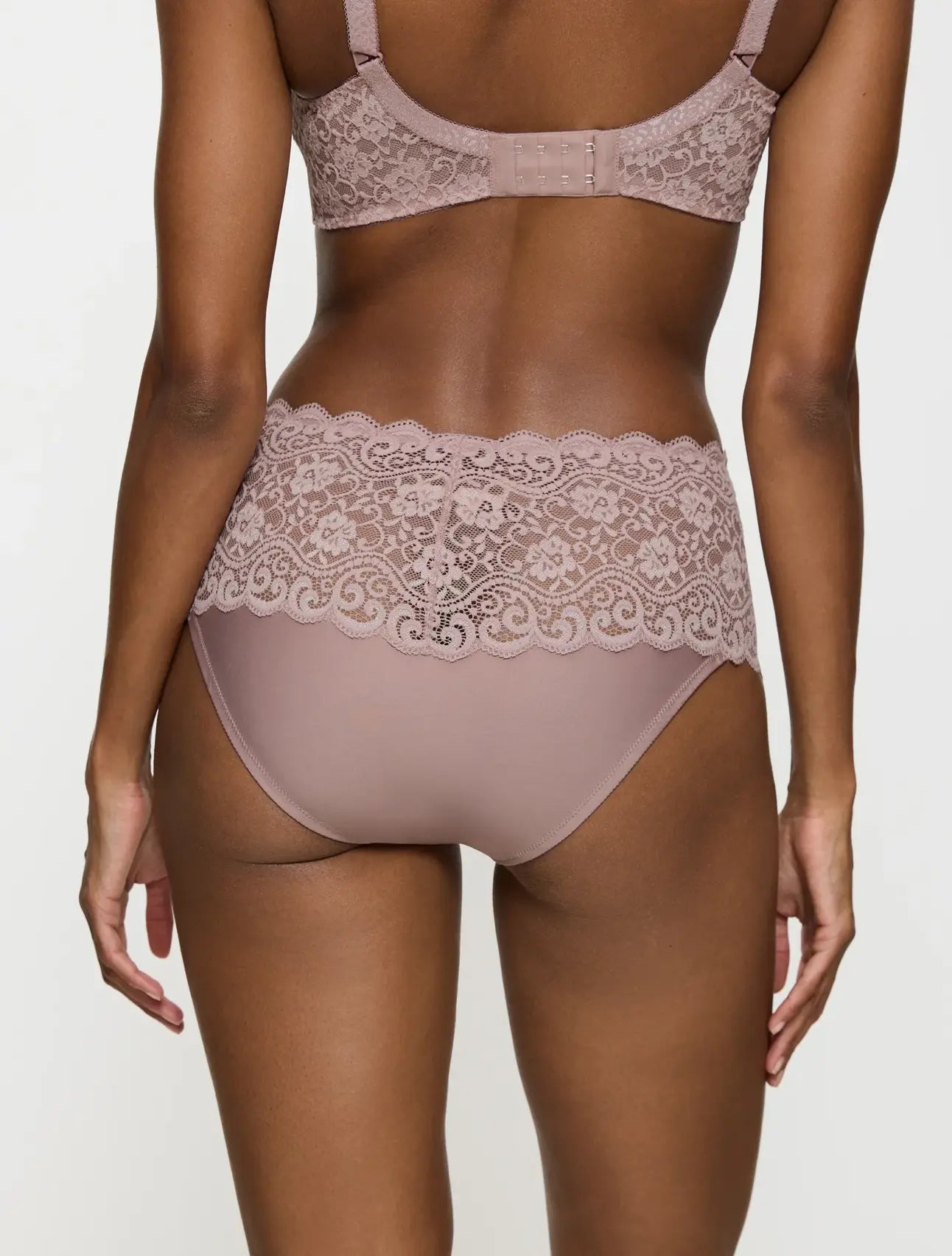 COMPLETO INTIMO DONNA "TRIUMPH"